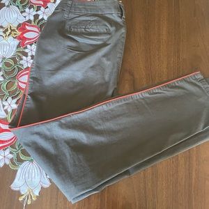 Tommy Hilfiger pants size 4.